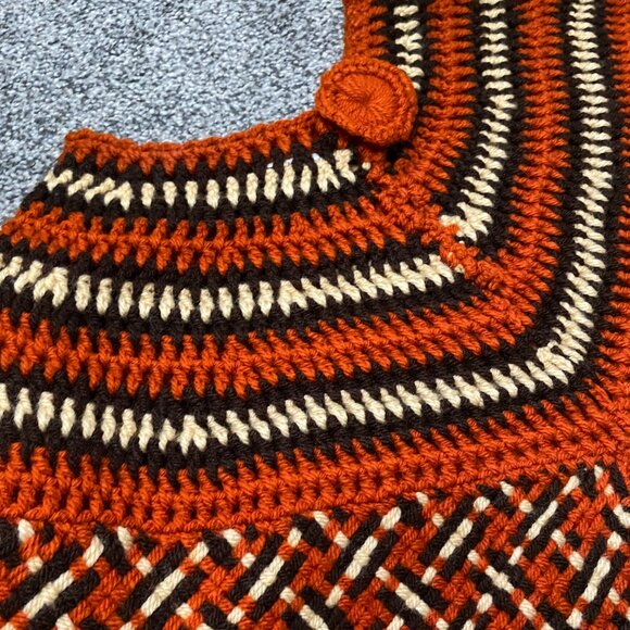 SOLD Vintage handmade poncho - Picture 3 of 9